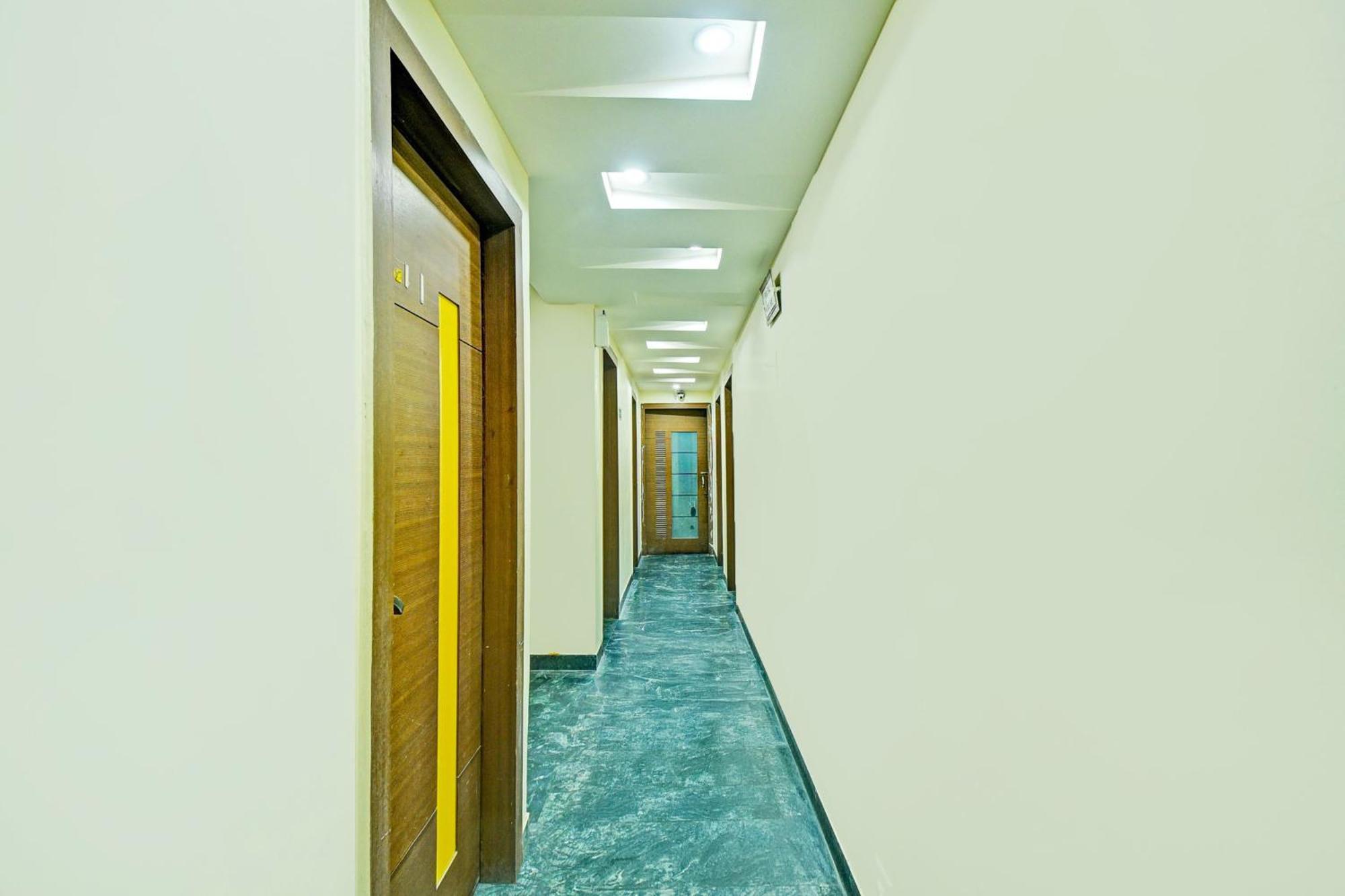 Hotel Super Townhouse Amrapali Circle Formerly Aqua *