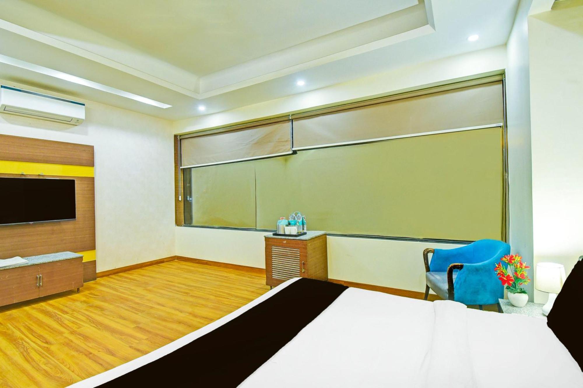 Super Townhouse Amrapali Circle Formerly Aqua Jaipur