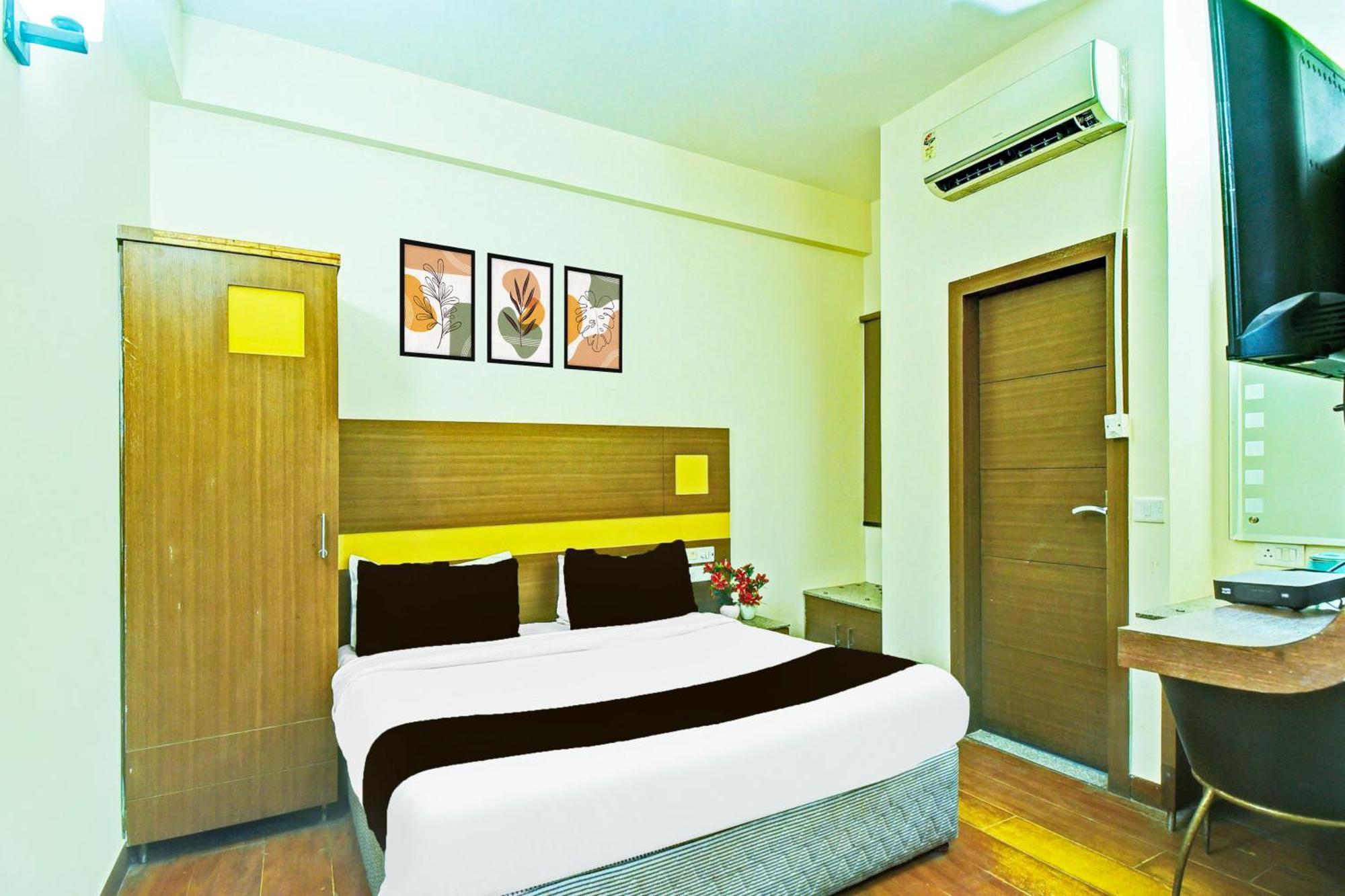 Super Townhouse Amrapali Circle Formerly Aqua * Jaipur
